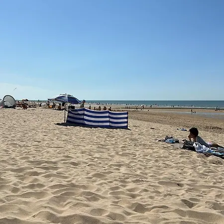Royal Ascot Q7 Met Terras En Zeezicht Op Toplocatie * Ostende